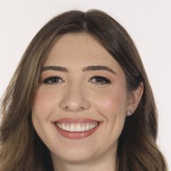 Foto da Dra. Jade Zarichta Costa